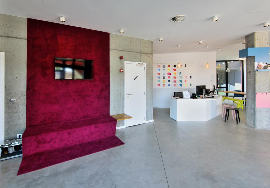 Hotel Belvue Sint-Jans-Molenbeek ภายนอก รูปภาพ