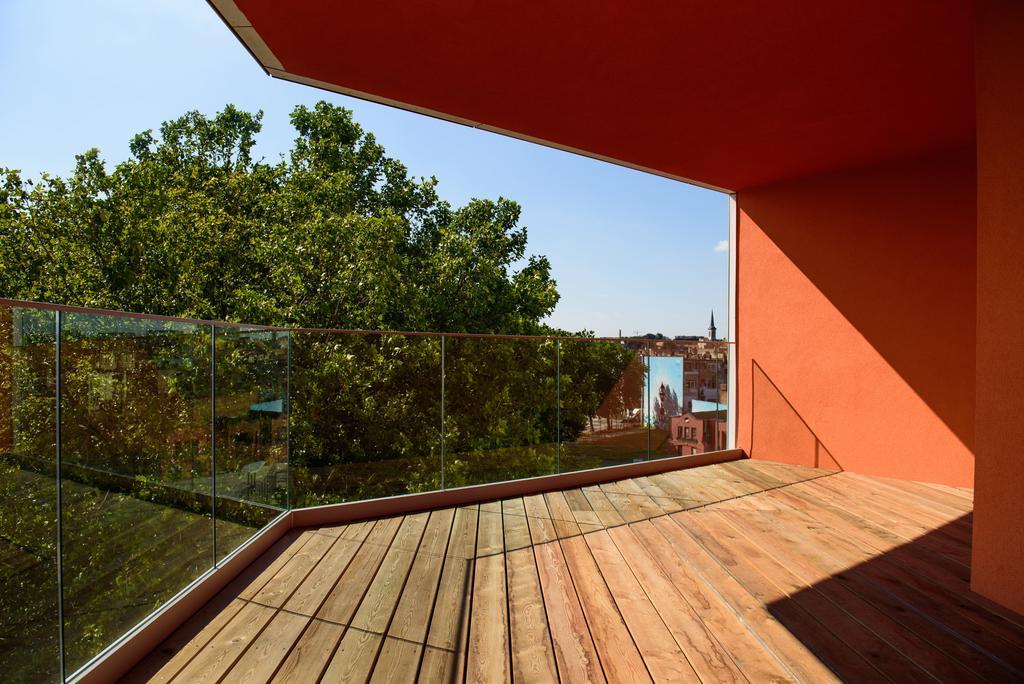 Hotel Belvue Sint-Jans-Molenbeek ภายนอก รูปภาพ