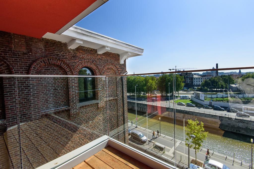 Hotel Belvue Sint-Jans-Molenbeek ภายนอก รูปภาพ